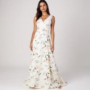 Lulus Romantic Possibilities Floral Maxi Dress S Off-White NWT